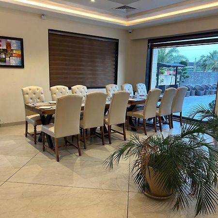 The Imperial Prime Clarks Inn Suites, Bhilwara Eksteriør billede